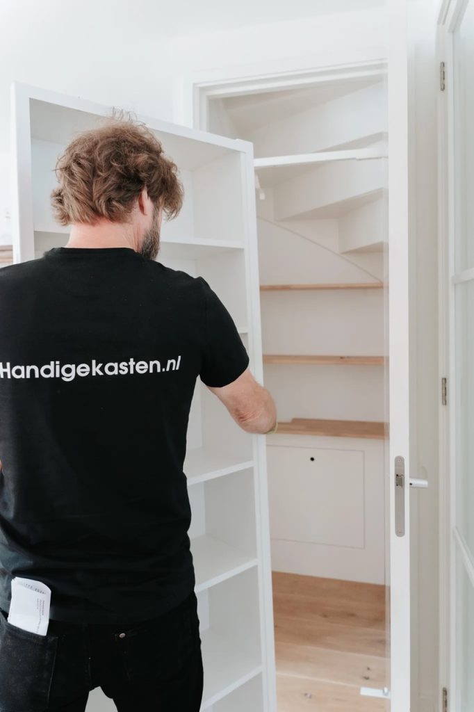 Draaikast in trapkast inclusief monteren